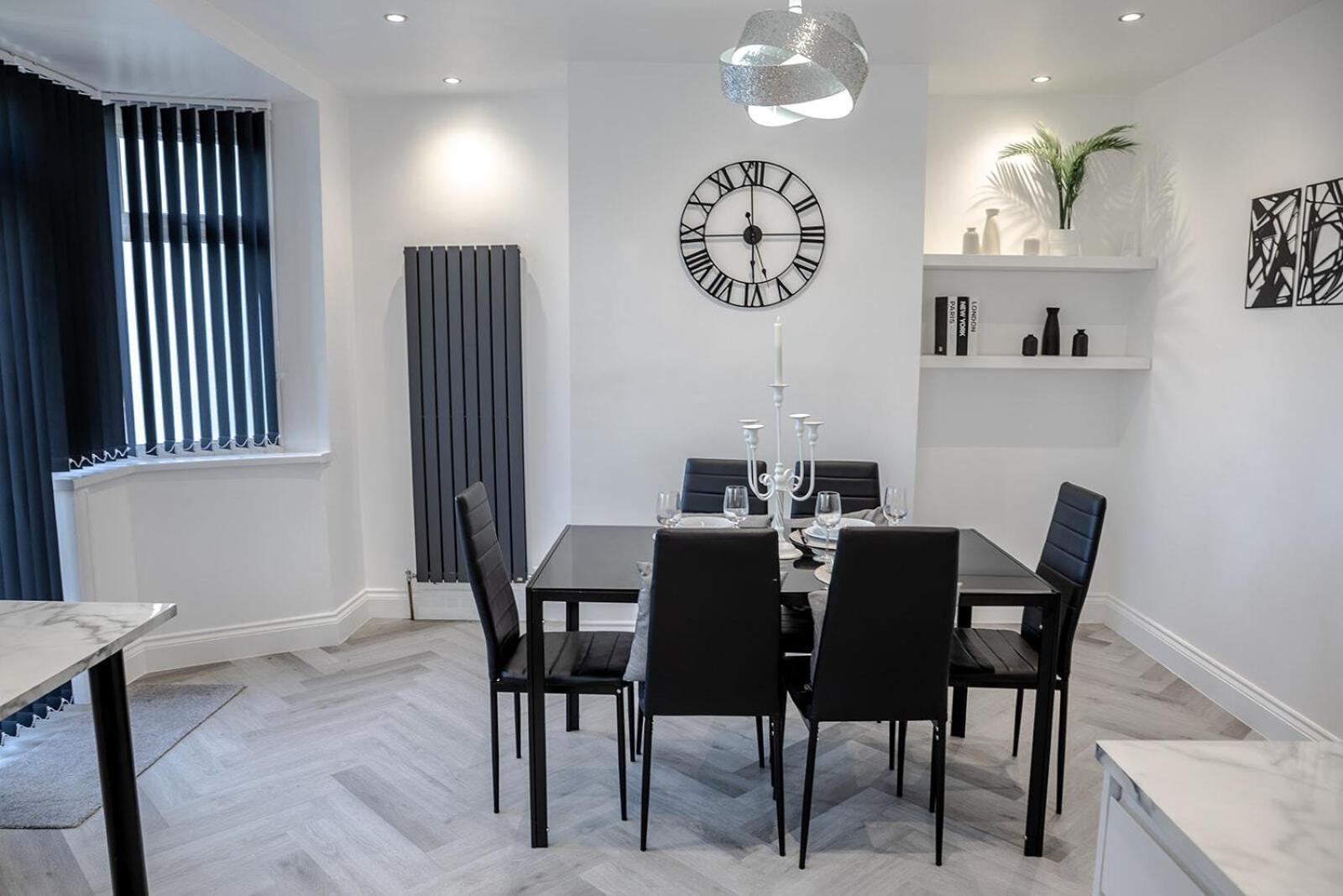 Lymer House - Stylish 3 Bedroom House In 伍尔弗汉普顿 外观 照片